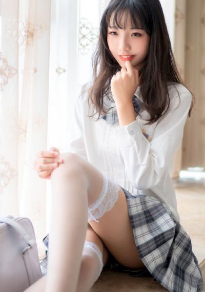 狠狠色依依成人婷婷九月_超清高清完整版