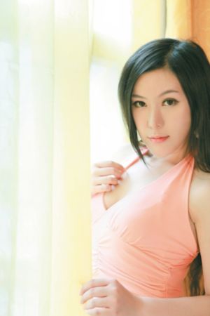 丰满少妇被猛烈1000_日韩在线播放专区