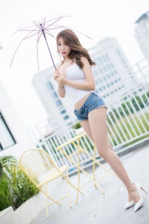 中国裸体美女无遮挡免费电影_720神马影院在线